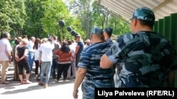 Акция протеста у парка "Дубки"