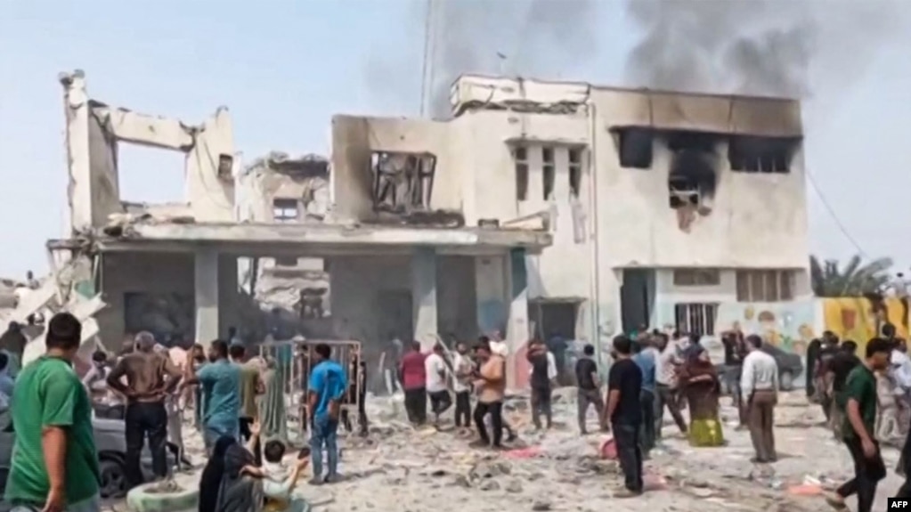 تصویری از مدرسه تخریب‌شدۀ «شجره طیبه» در میناب 