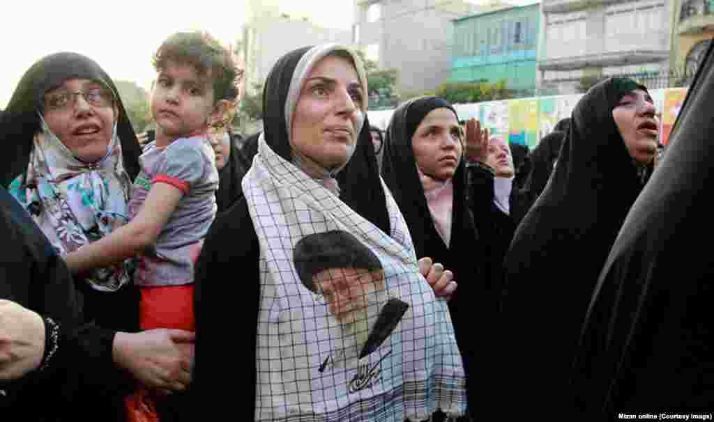 اجتماع مدافعین حریم خانواده در میدان امام حسین تهران