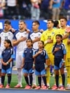 Himni që nuk këndohet: Pse i Bosnjës, i Kosovës dhe i Spanjës nuk ka tekst?