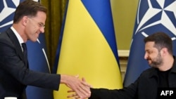 Очікується, що Марк Рютте (ліворуч) прийме Зеленського, Кошту та фон дер Ляєн у своїй резиденції в Брюсселі