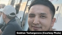 Мирас Ташарганов прислал семье фото и видео с казахстанско-российской границы
