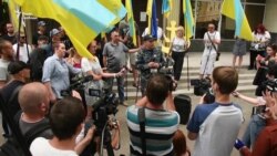 Одеські волонтери подякували Ігорю Воронченку за службу