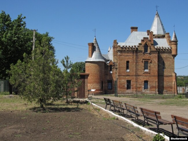 Замок-садиба Попова, Василівка, архівне фото