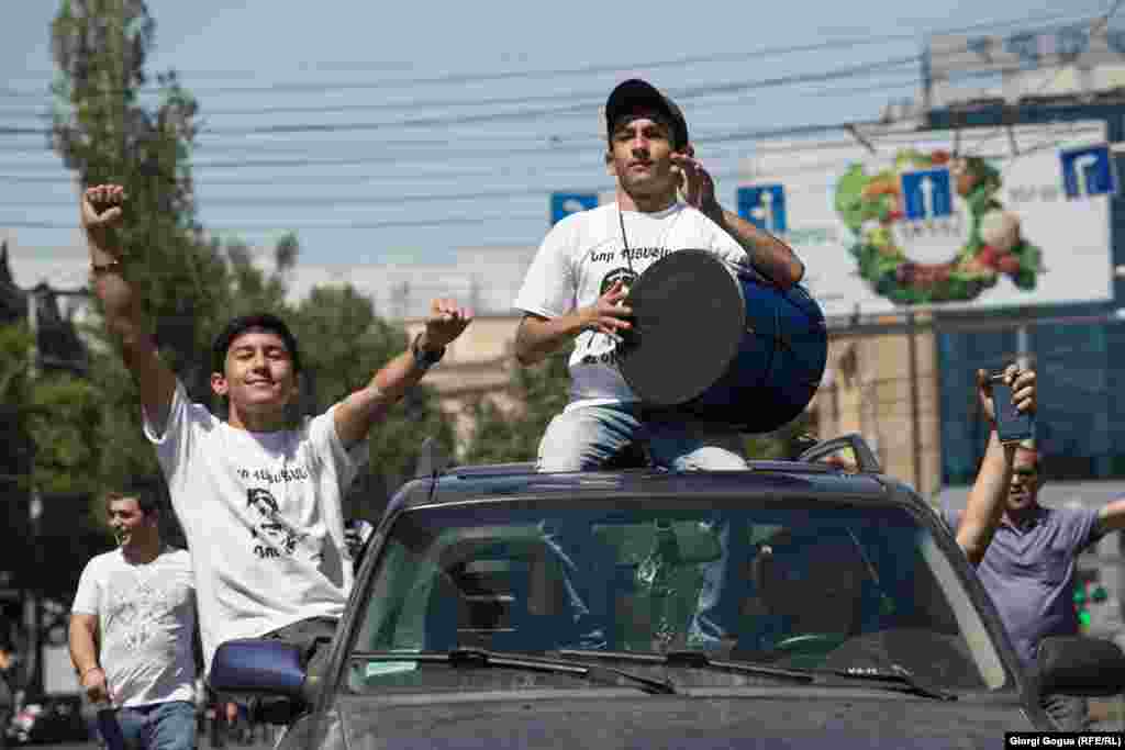 Supporters of opposition leader Nikol Pashinian played instruments and danced in the streets of the capital.