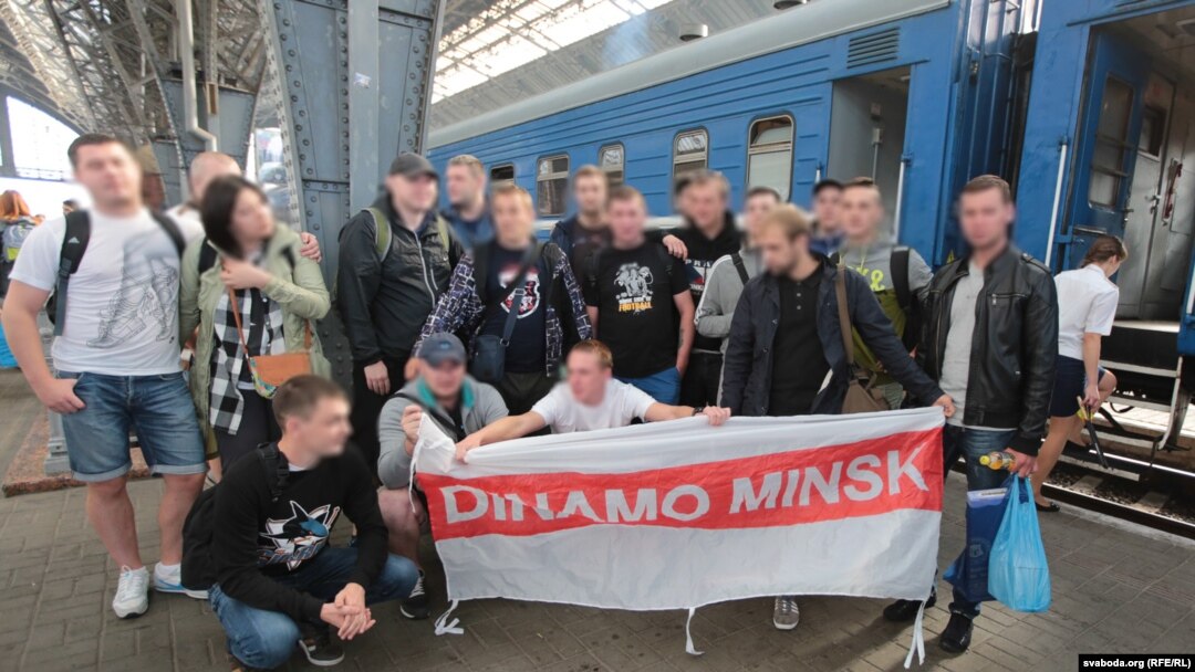 Футбольныя заўзятары, ілюстрацыйнае фота 