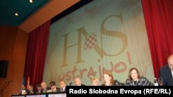 Sa jednog od zasjedanja Hrvatskog narodnog sabora (HNS), političke organizacije hrvatskih stranaka u BiH