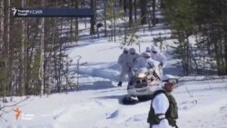 Сарбозони рус дар Арктика чӣ мекобанд?