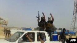 Боевики радикальной группировки «Исламское государство Ирака и Леванта». Предположительно город Баджи в провинции Салахеддин.