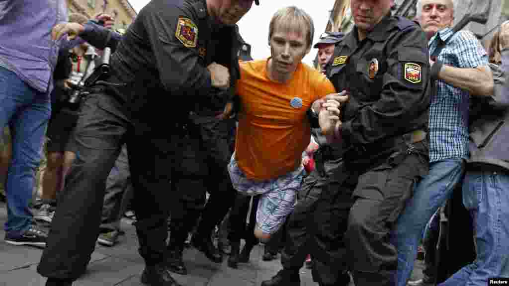 Moskva, 18. juli 2013. Foto: REUTERS / Alexander Demianchuk 