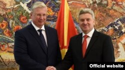 Претседателот Ѓорге Иванов ги прими акредитивните писма на новоименуваниот амбасадор на Руската Федерација, Сергеј Баздникин