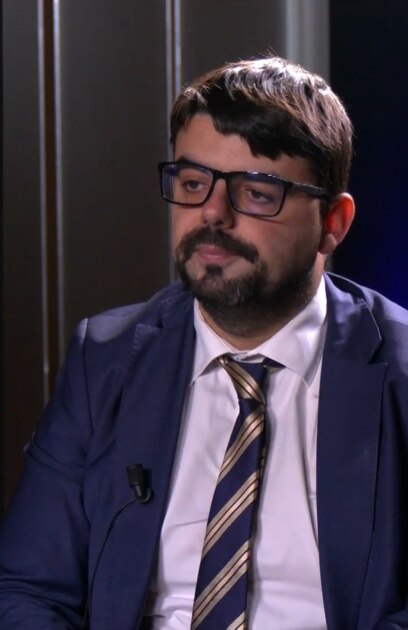 Използване на службите и стратегически решения приети за 30 секунди