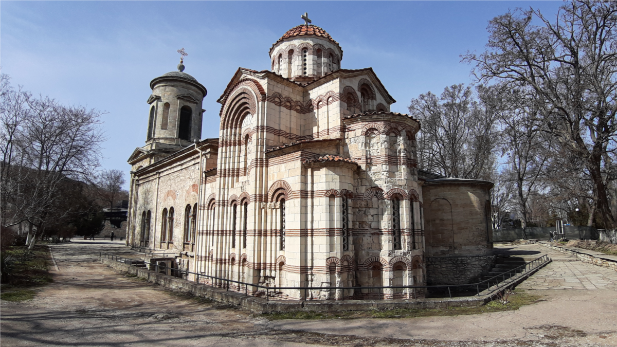 Древность в каждом камне: храм Иоанна Предтечи в Керчи (фотогалерея)