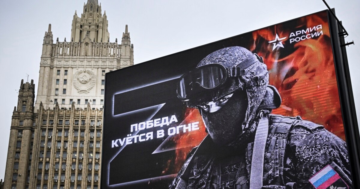 Първо ги събираха принудително от улиците, после от затвори и