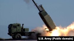 ფოტო არქივიდან: მაღალი მობილობის ამერიკული საარტილერიო სარაკეტო სისტემა(HIMARS)