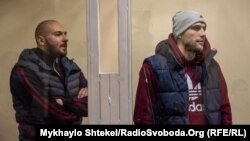 Юрій Гаврилюк (л) і Станіслав Руденко на засіданні суду в Одесі, 7 грудня 2020 року
