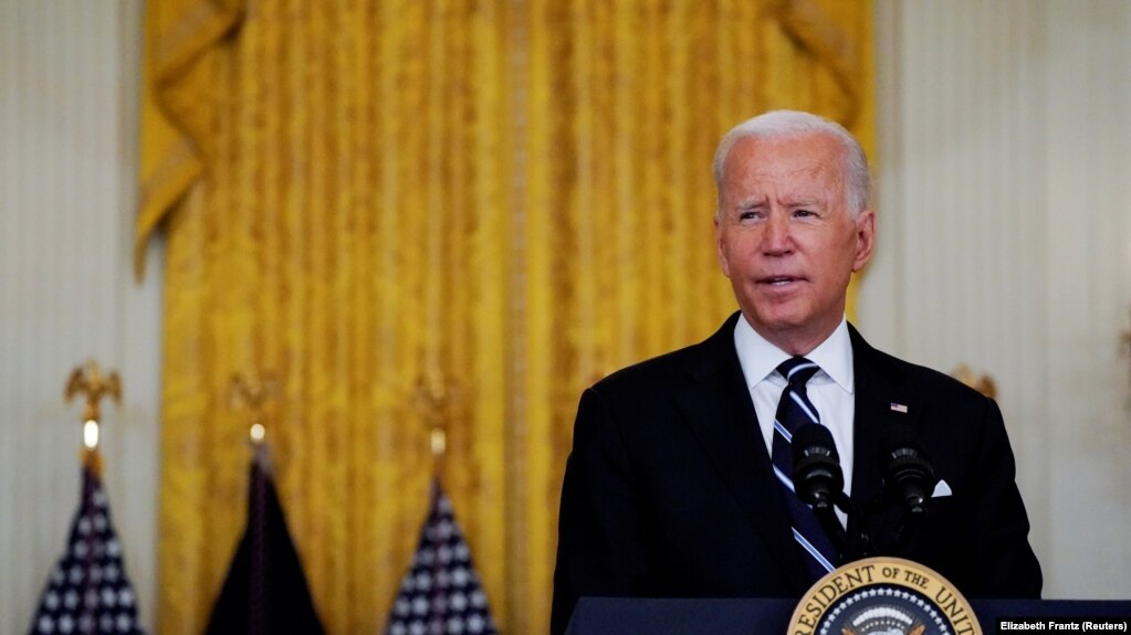 U.S. -- U.S. President Joe Biden delivers remarks on the coronavirus disease (COVID-19) response and vaccination program during a speech in the East Room at the White House in Washington, U.S., August 18, 2021.