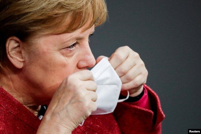Федеральна канцлерка Анґела Меркель пішла на жорсткі заходи