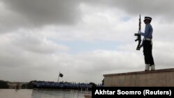 A member of Pakistan's Air Force at the mausoleum of Muhammad Ali Jinnah in Karachi (file photo)