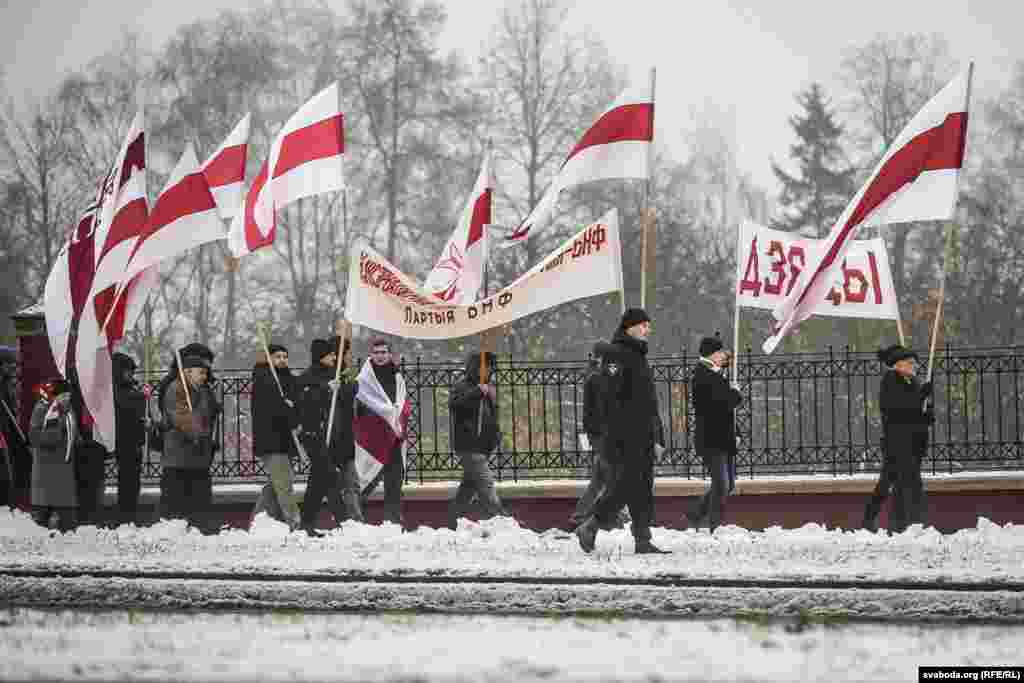 Паводле зацьверджанага гарадзкімі ўладамі пляну, шэсьце пачалося а 12.30 каля ДК &laquo;Лошыцкі&raquo;