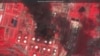 Російська служба Радіо Свобода опублікувала супутниковий знімок Sentinel, на якому видно, що внаслідок удару по Рязанському НПЗ пошкоджений трубопровід між резервуарним парком й одним із цехів підприємства – там спостерігається відкрите вогнище горіння