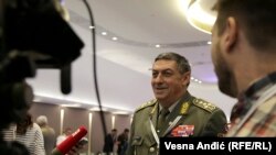 Ljubišu Dikovića, Vućić je odlikovao Karađorđevom zvezdom prvog stepena 