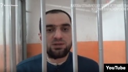 Аслан Черкесов рассказывает о пытках заключенных в Красноярском крае (скриншот с видео в YouTube, архив)
