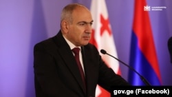 „როგორც ადრე უარვყავით, ჩვენ ახლაც უარვყოფთ და მომავალშიც უარვყოფთ ასეთი შინაარსის ნებისმიერ პუბლიკაციას“ - ფაშინიანის პრესმდივანი