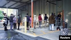 Čekanje u redu za hranu koju dodjeljuje Centar za pomoć zajednici, u Atlanti, Georgia, SAD, april 2023.