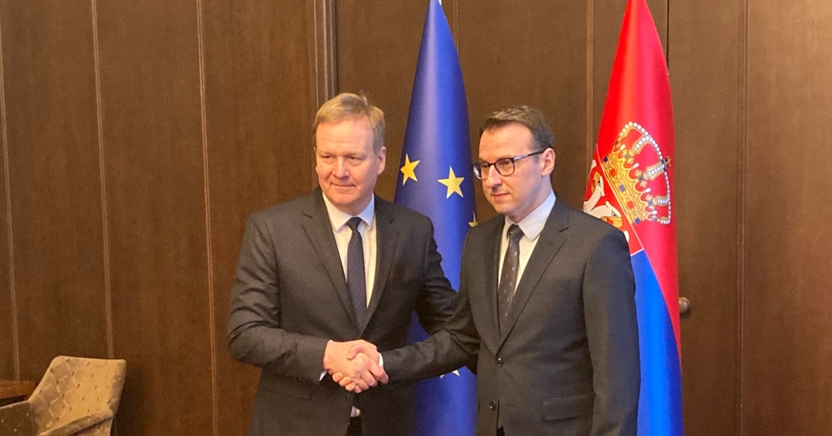 Petkoviq i thotë Sorensenit se përparimi në dialogun me Kosovën  kushtëzohet  me Asociacionin