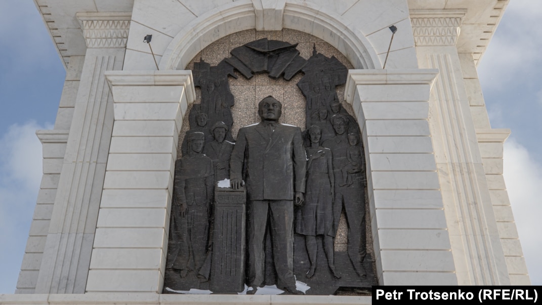 Мен анальды секстен жылап жатырмын