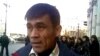 Мигрант из Таджикистана на улицах Москвы