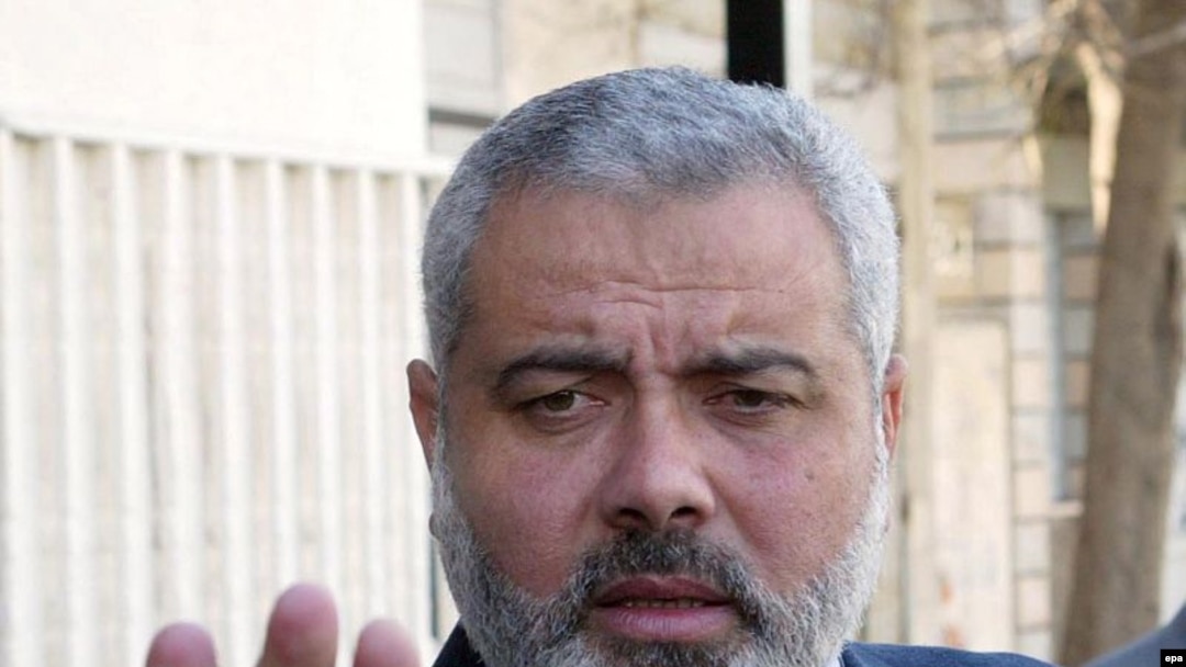 از زمان اوجگيری درگيری ميان گروهای رقيب فلسطينی اين نخستين بار است که منزل مسکونی نخست وزير فلسطينی آشکارا و مستقيما هدف حمله قرار می گيرد.