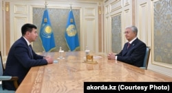 Казахстанский бизнесмен Шахмурат Муталип с президентом Казахстана Касым-Жомартом Токаевым, 18 сентября 2025 года