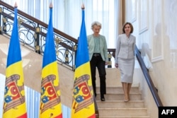 La un briefing de presă din 10 octombrie, președinta Comisiei Europene, Ursula von der Leyen, a prezentat la Chișinău „planul de creștere economică pentru R. Moldova” prin care UE vrea să investească în Moldova 1,8 miliarde de euro în următorii trei ani.