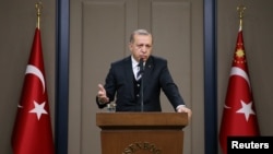Presidenti turk, Recep Tayyip Erdogan në konferenc5 me gazetarë, 12 maj 2017