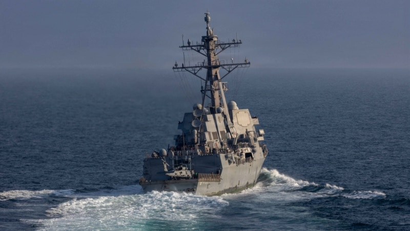 Трамп Иран порттарына теңізден қойылған құрсауды бұзған кемелер жойылады деп сес көрсетті