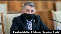 Iulian Cristache, președintele Federației Naționale a Asociațiilor de Părinți – învățământ preuniversitar