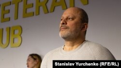 Доки судове рішення про скасування звільнення Зураба Аласанії не набрало чинності, він працюватиме експертом правління Суспільного мовника