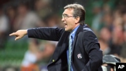 Zagreb's coach Branko Ivankovic reacts during the first leg UEFA Champions League third round qualification match between German first division, Bundesliga, team Werder Bremen and NK Dinamo Zagreb of Croatia in Bremen, Germany, on Wednesday, Aug. 15, 200