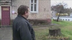 Менскія баракі з прыбіральняй па раскладзе