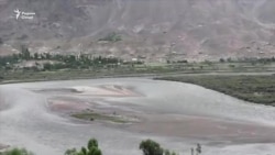 Соҳилҳои Панҷро мустаҳкам мекунанд, то мардум бехона намонад