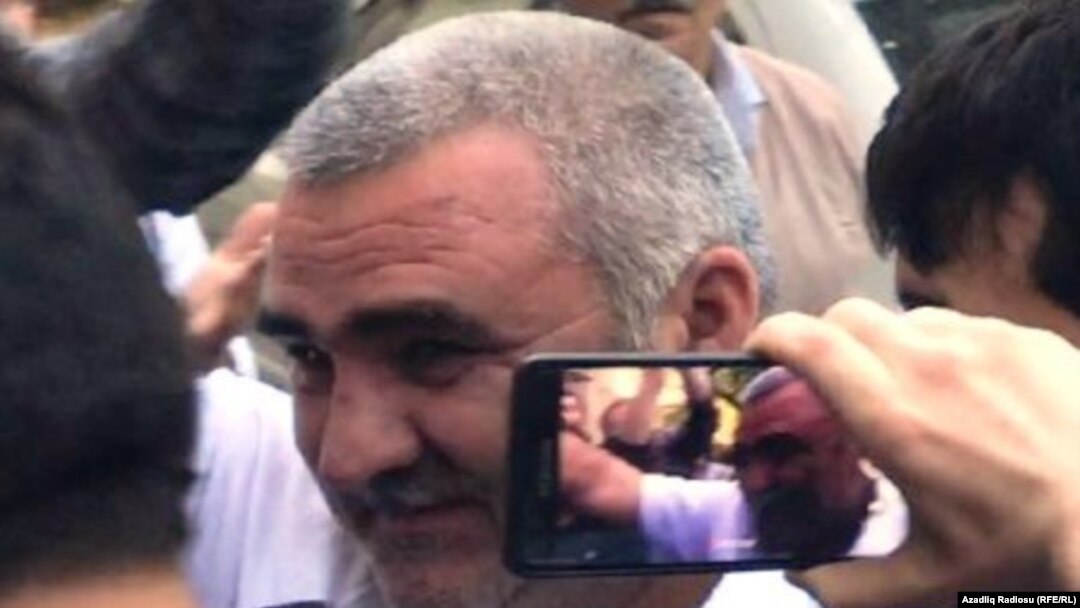Əfqan Muxtarlı məhkəməyə gətirilən zaman. 31may2017