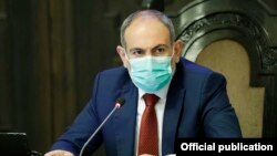 Armenia -- Prime Minister Nikol Pashinian speaks at a cabinet meeting in Yerevan, July 23, 2020.