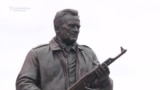 Russia Unveils Kalashnikov Statue