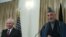 Міністр оборони США Роберт Гейтс (ліворуч) і президент Афганістану Хамід Карзай під час прес-конференції в Кабулі, Афганістан, 8 грудня 2009 року