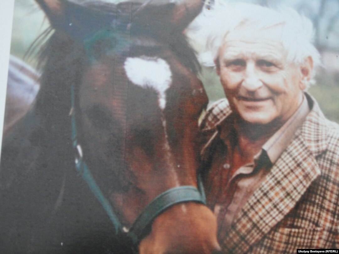 Радужный, Ханты-Мансий автономиялық округінен ХХХ фотосуреттер X-Art тобынан Анжелика - порно актриса.