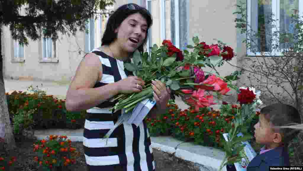 Svetlana Chirtoacă, directoarea școlii din Bălănești.