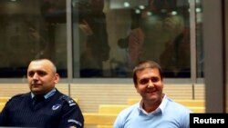 Optužni Darko Šarić u Specijalnom sudu u Beogradu na početku suđenja u martu 2014.