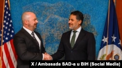 Otpravnik poslova John Ginkel Ambasade SAD-a i posebni izaslanik Ministarstva energetike Joshuai Volzu, Sarajevo 7. april 2026.